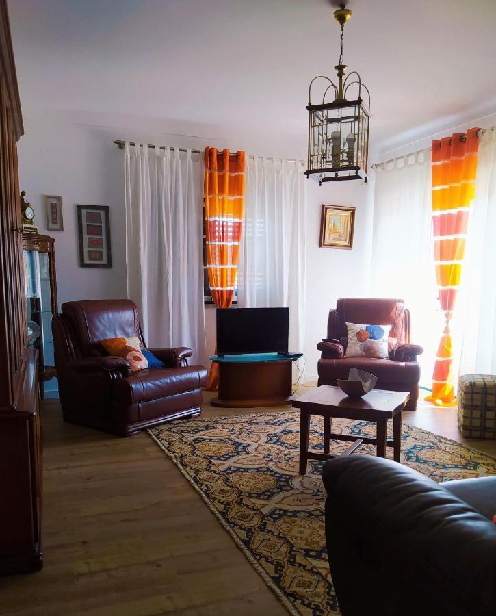 Casa Da Nelita Villa เซามาร์ทินโญโดปอร์โต ภายนอก รูปภาพ